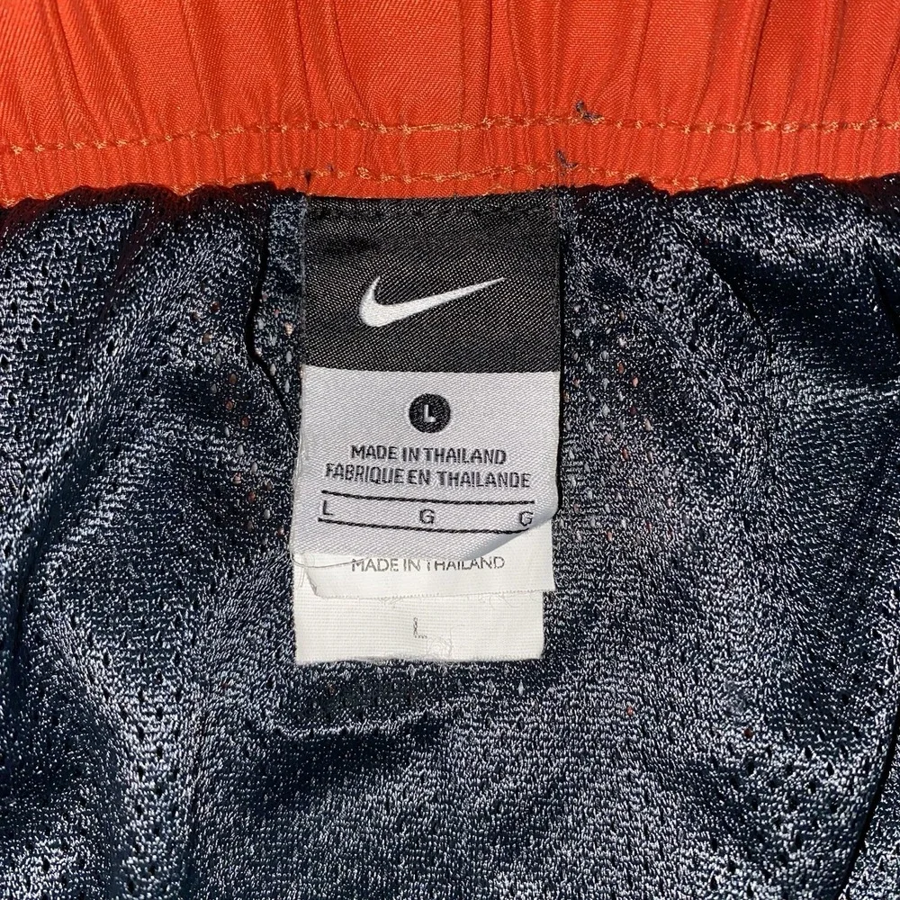 Nike Mens Swim Shorts L Black Cargo Trunks Board Bottom Surf Pool Mesh Spell Out